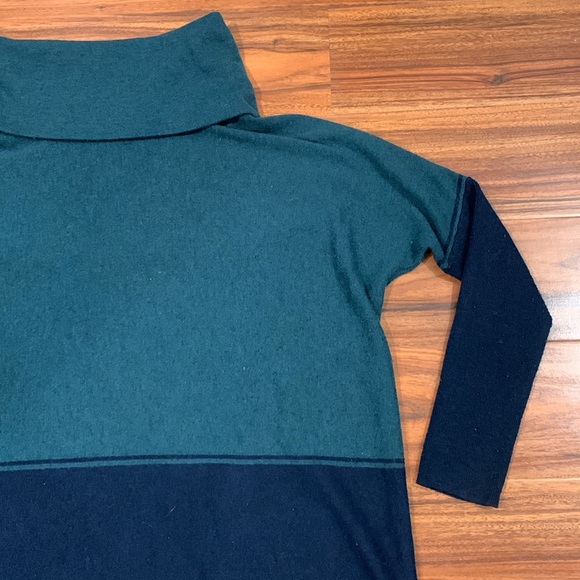 Smartwool Edgewood Poncho Sweater - WOMENS SIZE SMALL - Picture 4 of 11